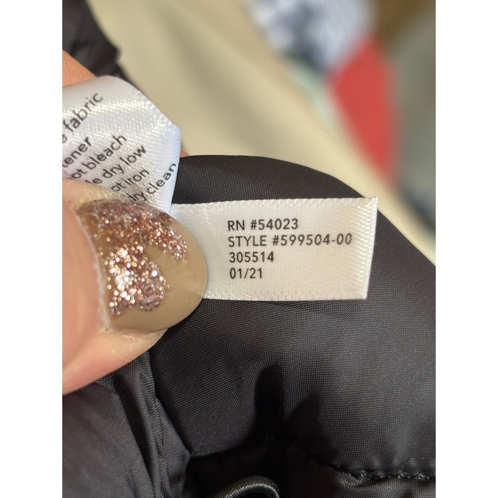 Athleta Whisper Featherless Puffer Vest Black Quilted Full Zip Small 599504 - Picture 6 of 7